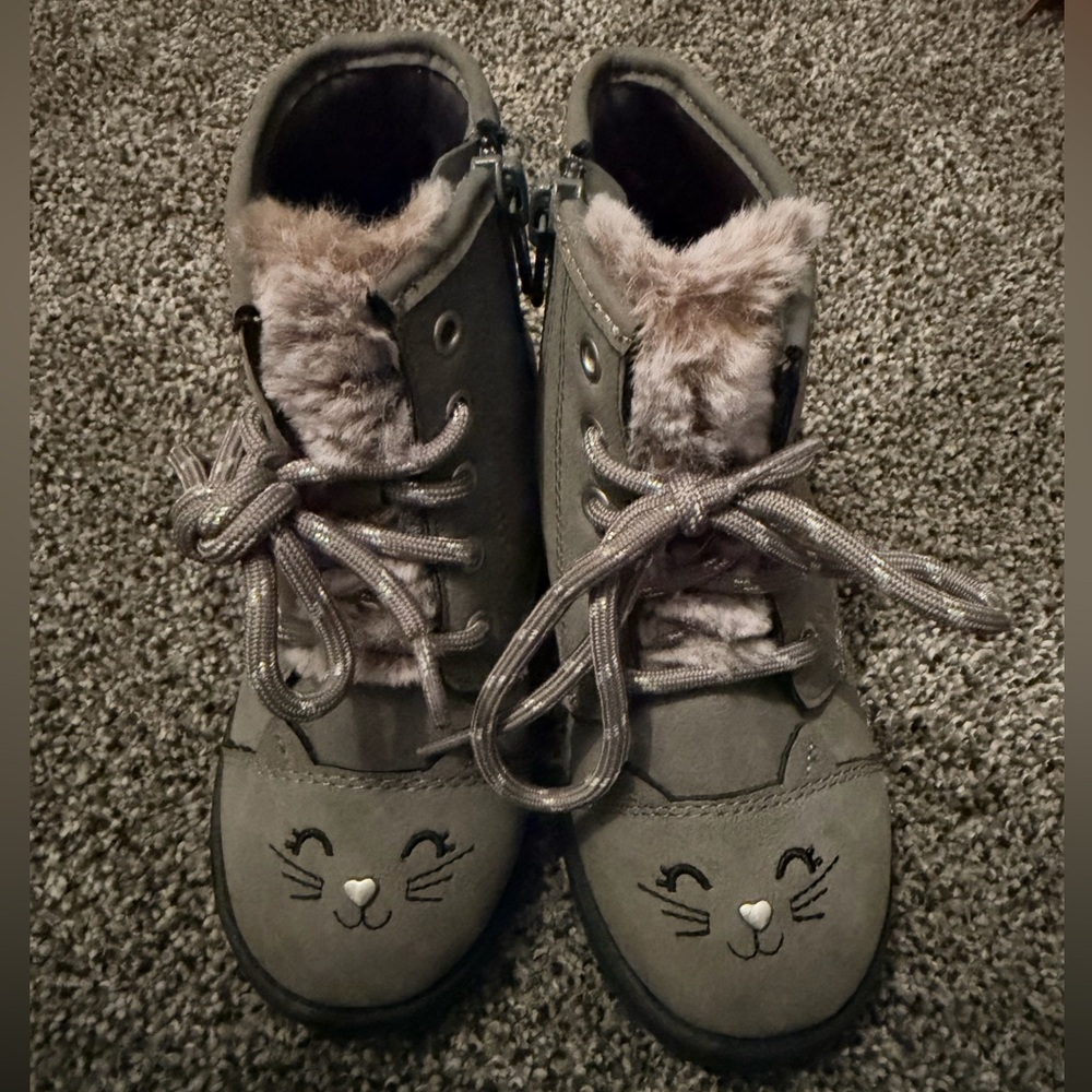Toddler Adorable Gray Kids Boots with Cat Design